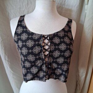 Womens Forever 21 Crossfront Peekaboo Crop Top, Black & White Print, Size small